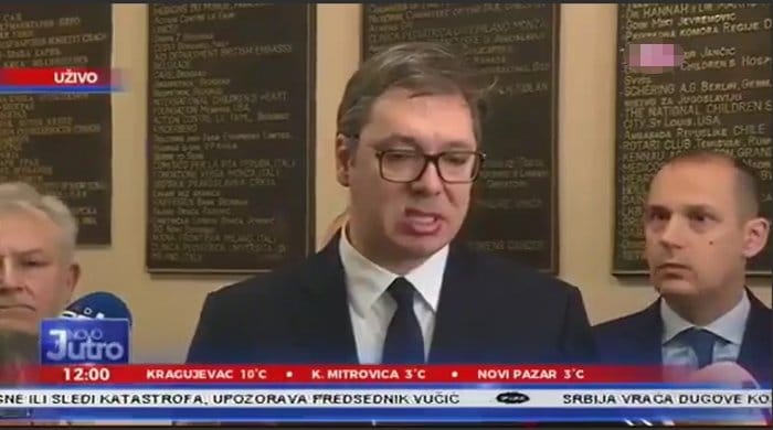 Велеиздајниче, па ти болујеш од ШИЗОФРЕНИЈЕ! (видео) Велеиздајниче, па ти болујеш од ШИЗОФРЕНИЈЕ! (видео)
