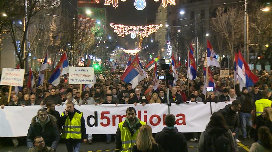 Немачки медији: Схватиће и Вучић, али биће прекасно Немачки медији: Схватиће и Вучић, али биће прекасно