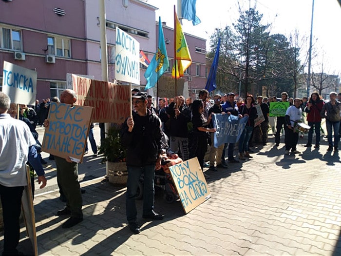 „ИЗБРИШИТЕ СВЕ МХЕ“: Протест у Пироту против мини хидроелектрана „ИЗБРИШИТЕ СВЕ МХЕ“: Протест у Пироту против мини хидроелектрана