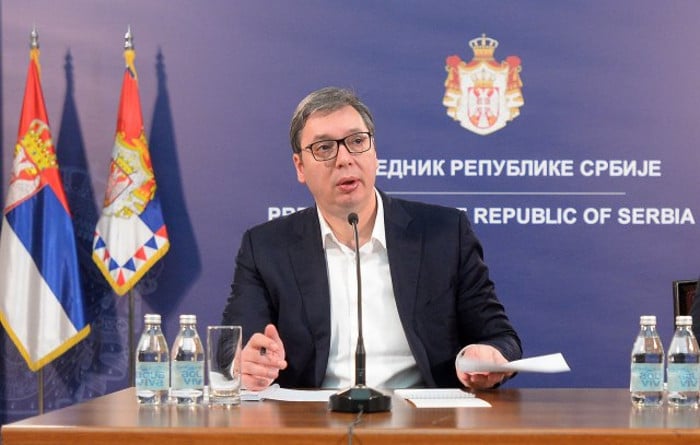 АВ, АВ, АВ... Не лаје џукела због села већ због сопствене гузице, тако и ти ВЕЛЕИЗДАЈНИЧЕ АВ, АВ, АВ... Не лаје џукела због села већ због сопствене гузице, тако и ти ВЕЛЕИЗДАЈНИЧЕ