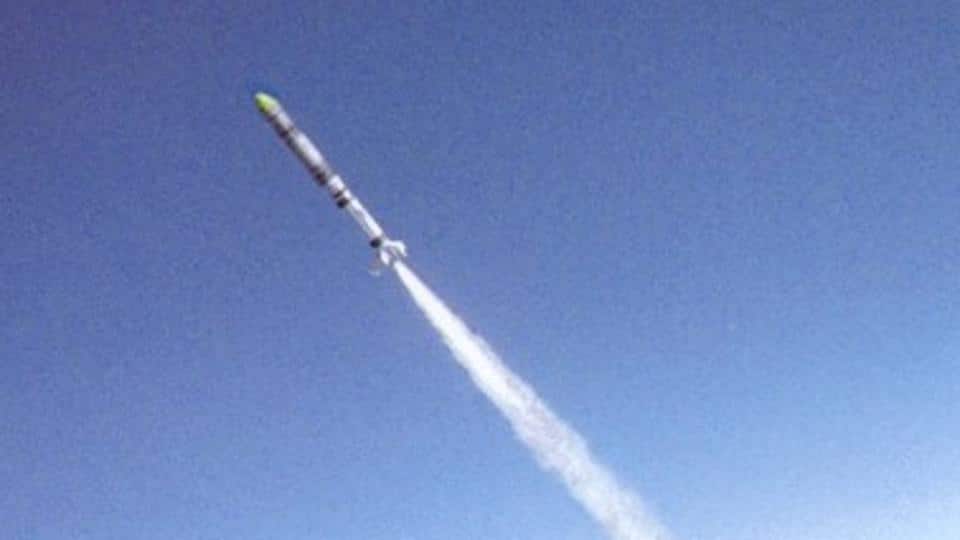 Индија ракетом оборила сателит који се налазио 300 километара изнад Земље Индија ракетом оборила сателит који се налазио 300 километара изнад Земље