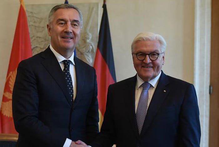 ЗАХТЕВ МИЛУ ЂУКАНОВИЋУ: Немци траже техничку владу у Црној Гори ЗАХТЕВ МИЛУ ЂУКАНОВИЋУ: Немци траже техничку владу у Црној Гори