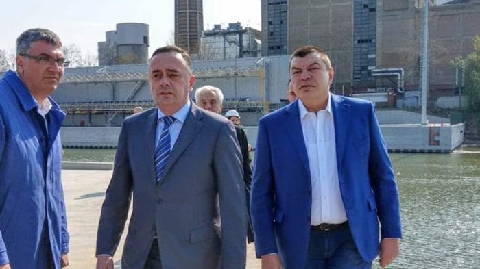 АЛО, НАПРЕДНИ ИДИОТИ И ЦРВЕНА БАНДО! Напуните језеро Заовине са водом! АЛО, НАПРЕДНИ ИДИОТИ И ЦРВЕНА БАНДО! Напуните језеро Заовине са водом!