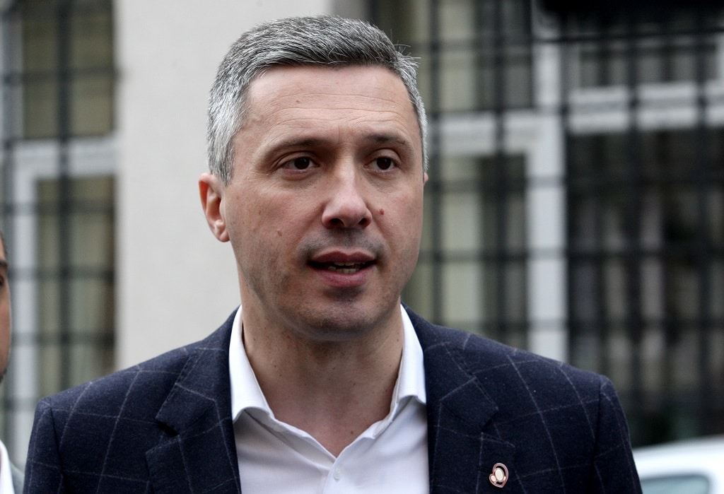 АМАН ЧОВЕЧЕ, прогласили су читаву опозицију за фашисте и насилнике а ви чекате дијалог са Вучићем?! АМАН ЧОВЕЧЕ, прогласили су читаву опозицију за фашисте и насилнике а ви чекате дијалог са Вучићем?!