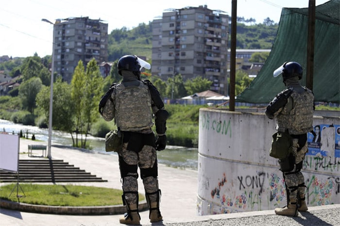 ШОК АЉЕК, не коментаришеш присуство албанске војске на северу Косова? ШОК АЉЕК, не коментаришеш присуство албанске војске на северу Косова?