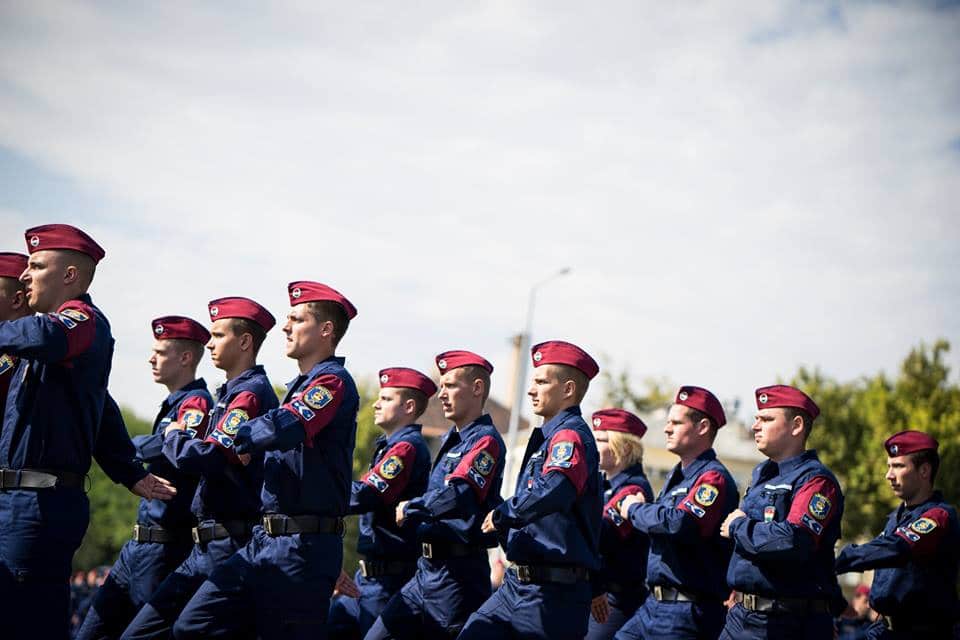Мађарска шаље у помоћ полицију на границе Србије и Македоније Мађарска шаље у помоћ полицију на границе Србије и Македоније