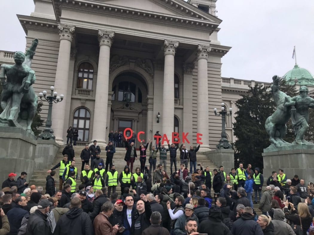 Масован протест опозиције у Београду (видео) Масован протест опозиције у Београду (видео)