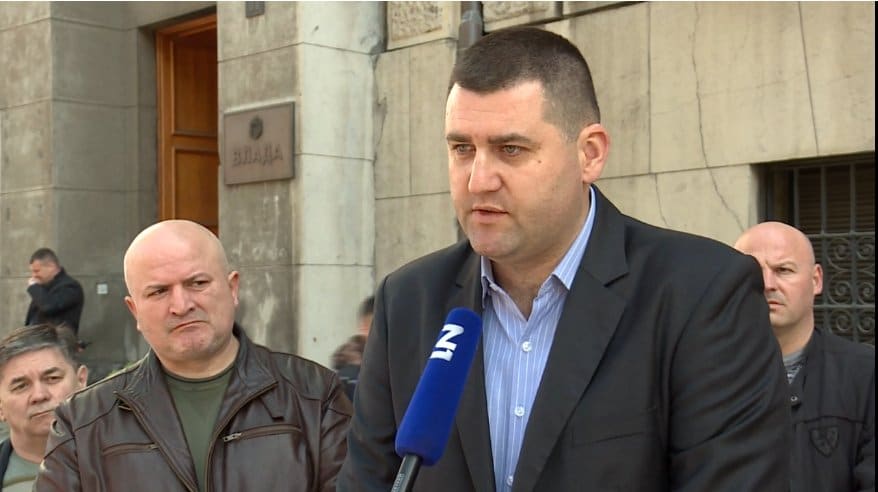 Војни и полицијски синдикат крећу с протестима ако не добију одговор Брнабићке Војни и полицијски синдикат крећу с протестима ако не добију одговор Брнабићке