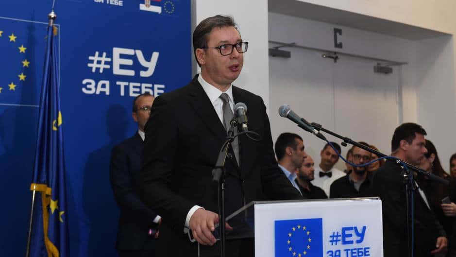 Прво са комесарима прославио "Дан Европе" па онда дан касније слави "Дан победе"?! Прво са комесарима прославио "Дан Европе" па онда дан касније слави "Дан победе"?!