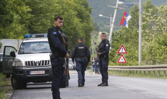 Владика Теодосије: Овакве бруталне акције над Србима на северу Косова највише иду на руку онима који без икаквог стида заговарају поделу покрајине Владика Теодосије: Овакве бруталне акције над Србима на северу Косова највише иду на руку онима који без икаквог стида заговарају поделу покрајине