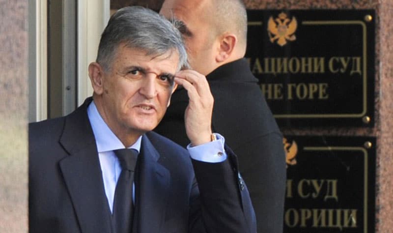 Ко је узео паре да овог монтенегринског лопова држи у Србији? Ко је узео паре да овог монтенегринског лопова држи у Србији?