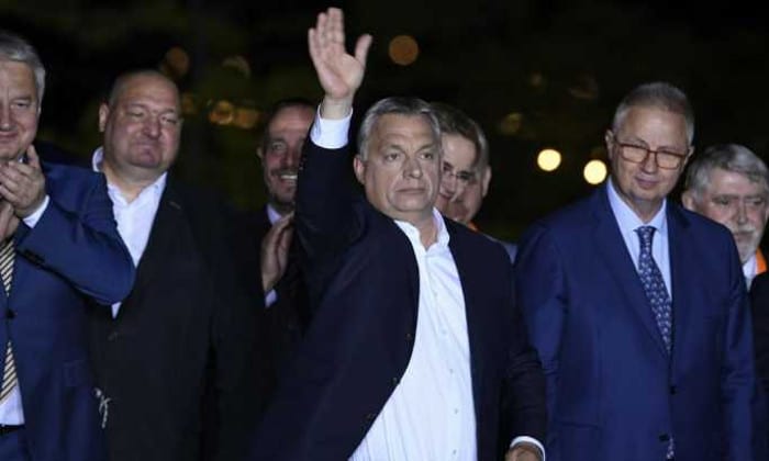 Орбан: Мађарски народ верује да је Бриселу потребна антимигрантска политика Орбан: Мађарски народ верује да је Бриселу потребна антимигрантска политика