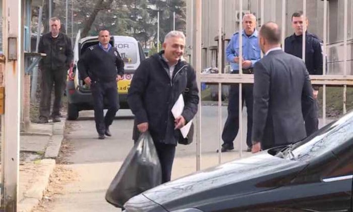 Напредне кабадахије се ругају правди Напредне кабадахије се ругају правди