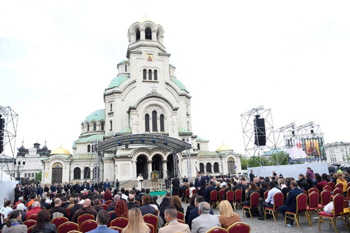 Папа позвао Бугаре да прихвате мигранте Папа позвао Бугаре да прихвате мигранте