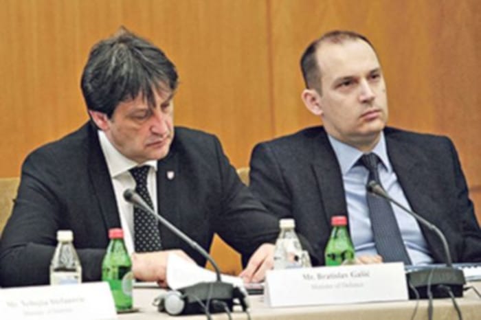 Рањен Лончарев кум, Гашићев горила, као службеник БИА одбија сарадњу са полицијом Рањен Лончарев кум, Гашићев горила, као службеник БИА одбија сарадњу са полицијом