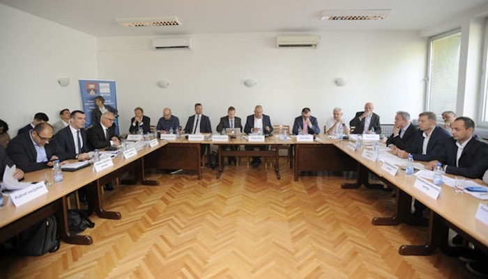ФАРСА на ФПН: Део СзС напустио састанак и најавио бојкот избора