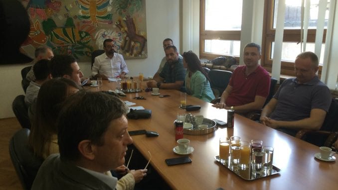 Веселиновић на састанку опозиције: Мало је времена да се услови испуне, власт практично зове на бојкот