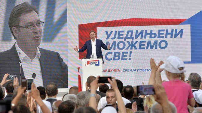 Славко Живанов: Вучићева пракса владавине је фашистоидна Славко Живанов: Вучићева пракса владавине је фашистоидна