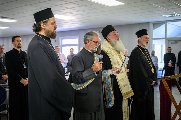 Владике у Америци сеју клицу раздора и новог раскола Владике у Америци сеју клицу раздора и новог раскола