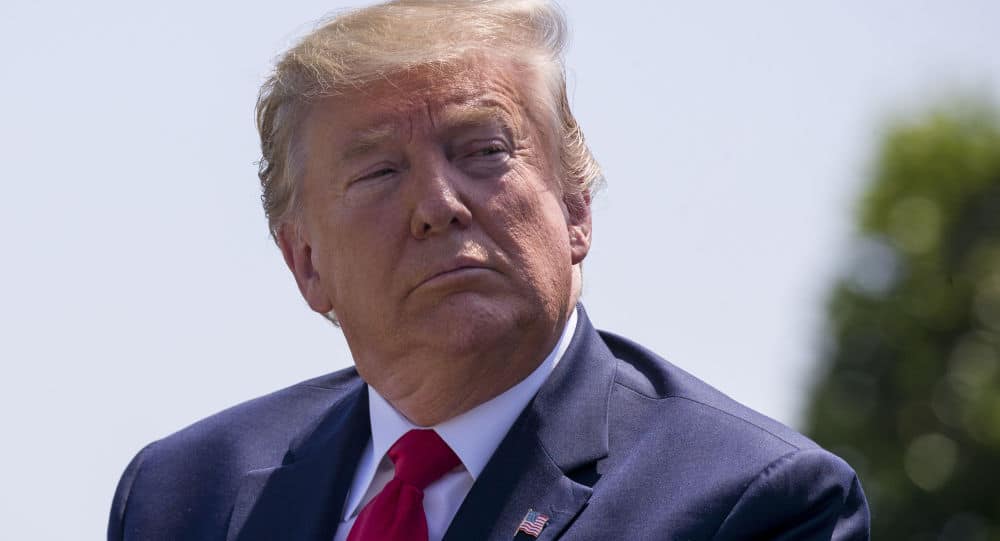 Трамп увео нове таксе на кинеску робу Трамп увео нове таксе на кинеску робу