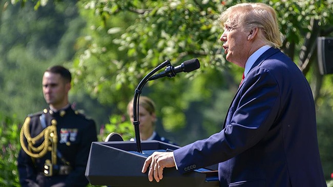 Трамп царинама удара на последњих 300 милијарди долара кинеског извоза у Америку Трамп царинама удара на последњих 300 милијарди долара кинеског извоза у Америку