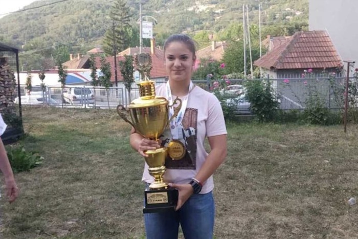 Чупка донела европско злато у Звечан, „слатки“ дочек за шампионку! (видео)
