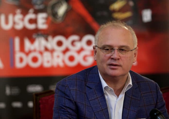 Зашто је држава пословала са Весићевом оф-шор компанијом? Зашто је држава пословала са Весићевом оф-шор компанијом?