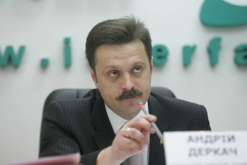 У Кијеву откривено како је врх Украјине помагао Хилари Клинтон против Доналда Трампа У Кијеву откривено како је врх Украјине помагао Хилари Клинтон против Доналда Трампа