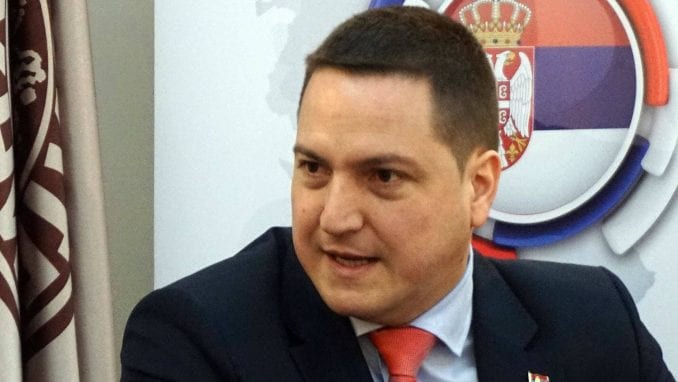 Још шест локалних самоуправа Србије у партнерству са УСАИД у борби против корупције Још шест локалних самоуправа Србије у партнерству са УСАИД у борби против корупције