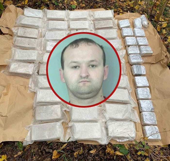 Нарко дилер Тоцило који је ухваћен са 77 кг хероина био под заштитом високог функционера МУП-а Нарко дилер Тоцило који је ухваћен са 77 кг хероина био под заштитом високог функционера МУП-а