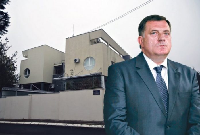 ПРОДАВАО ПАПРИКЕ НА ПИЈАЦИ ПА ЗАРАДИО! Милорад Додик има вилу у Београду вредну 870.000 евра ПРОДАВАО ПАПРИКЕ НА ПИЈАЦИ ПА ЗАРАДИО! Милорад Додик има вилу у Београду вредну 870.000 евра