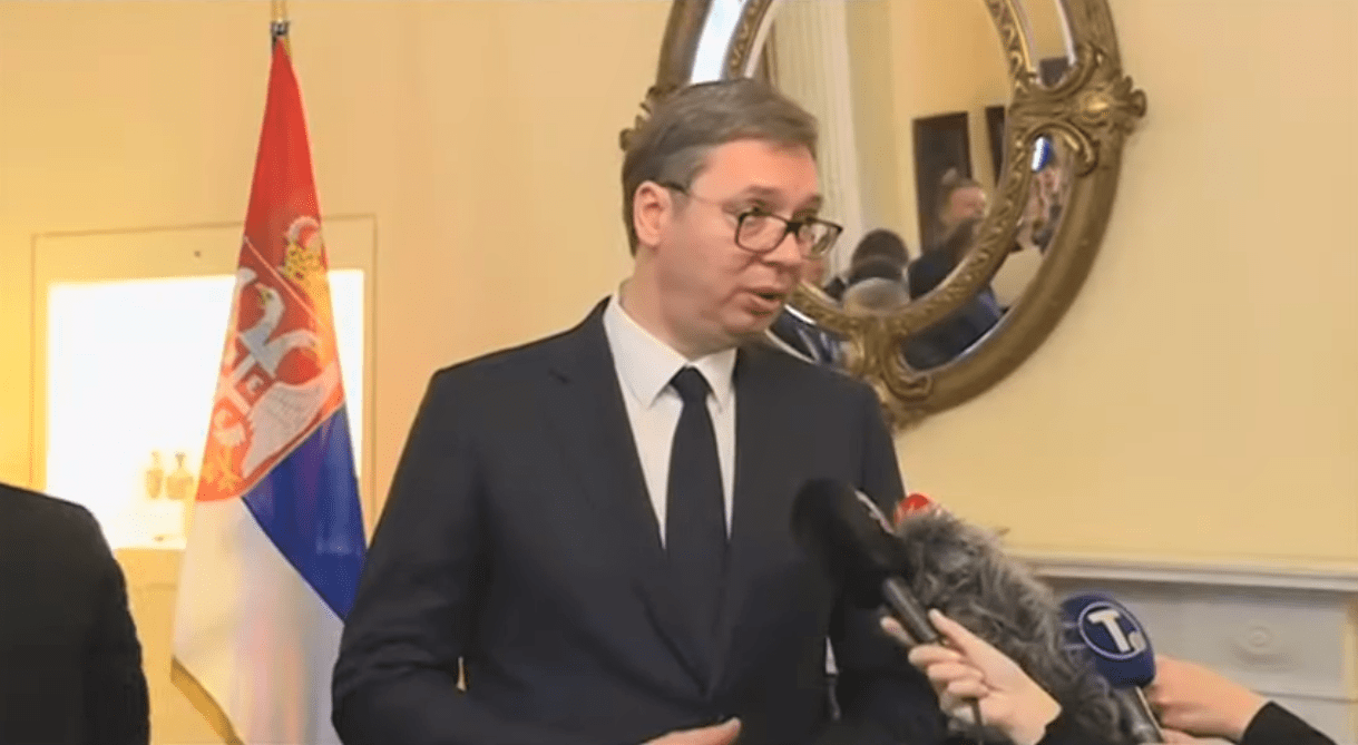 ВУЧИЋ: Србија ће населити малолетне мигранте из Грчке, преузимамо бригу о њима! (видео)