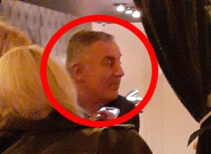 Док монтенегринска полиција пребија владике и вернике СПЦ, Мило лади јаја у Мајамију (фото, видео) Док монтенегринска полиција пребија владике и вернике СПЦ, Мило лади јаја у Мајамију (фото, видео)