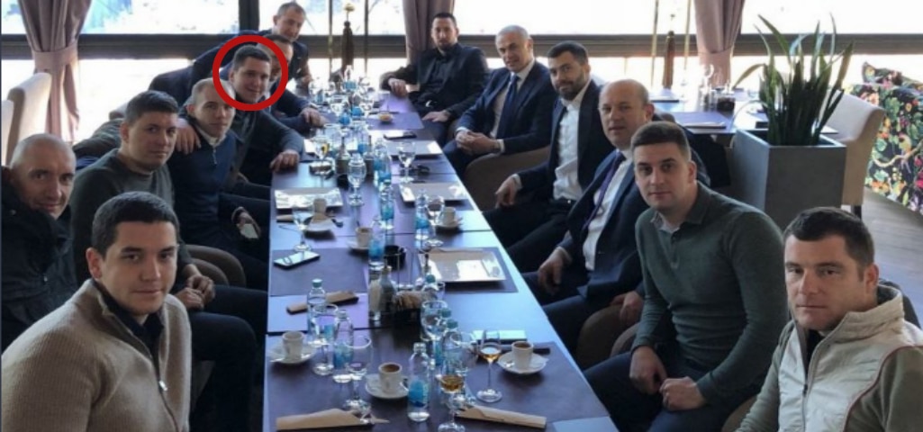 Јасно је да сусрети Вучићевог сина Данила са припадницима нарко клана познатих као „кавчани“ нису случајни Јасно је да сусрети Вучићевог сина Данила са припадницима нарко клана познатих као „кавчани“ нису случајни