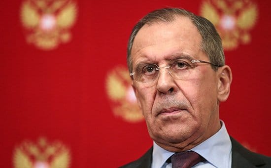 Лавров: Терористи треба да се предају јер неће бити милости према њима Лавров: Терористи треба да се предају јер неће бити милости према њима