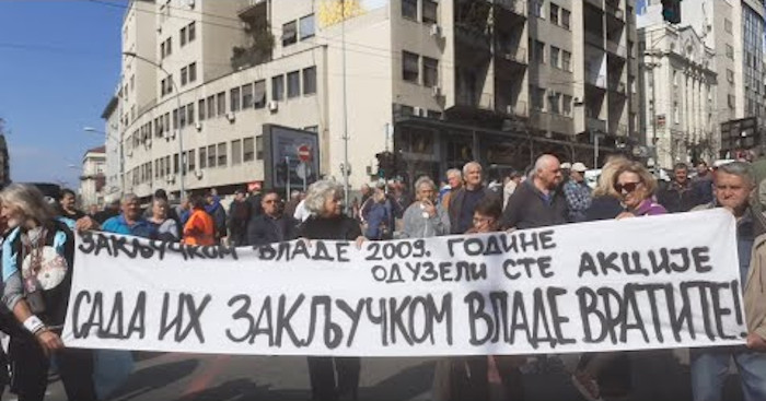 Пензионери ПКБ одржали обећање које су дали Вучићу – блокирали су центар Београда! (видео) Пензионери ПКБ одржали обећање које су дали Вучићу – блокирали су центар Београда! (видео)