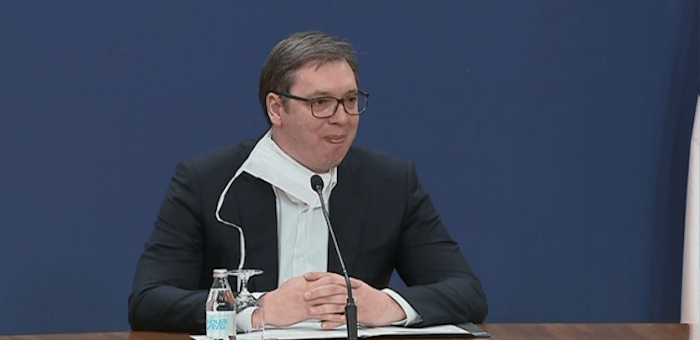БОЛЕСНИК: Вучић од Србије САКРИО заражене корона вирусом да би могао да скупи потписе за изборе! БОЛЕСНИК: Вучић од Србије САКРИО заражене корона вирусом да би могао да скупи потписе за изборе!
