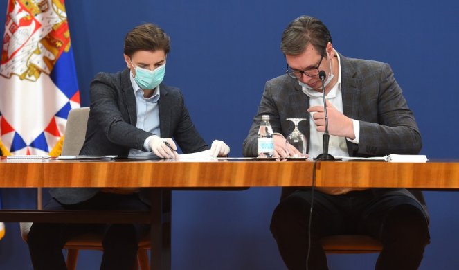 Тупава декларација владе нема никакву правну снагу нити Вучић у име Србије има право да преговара о било чему! Тупава декларација владе нема никакву правну снагу нити Вучић у име Србије има право да преговара о било чему!