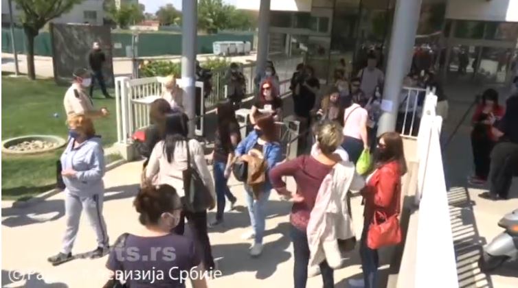 Из Ниша одлази још један кооперант Бенетона, 170 радника остаје без посла Из Ниша одлази још један кооперант Бенетона, 170 радника остаје без посла