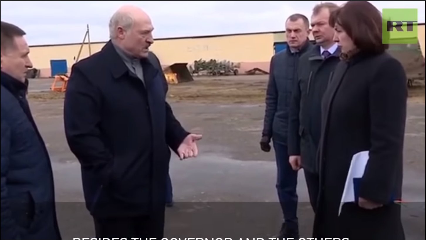 Лукашенко ужаснут стањем крава: Зашто сте ме довели, да наредим ваше хапшење? (видео) Лукашенко ужаснут стањем крава: Зашто сте ме довели, да наредим ваше хапшење? (видео)
