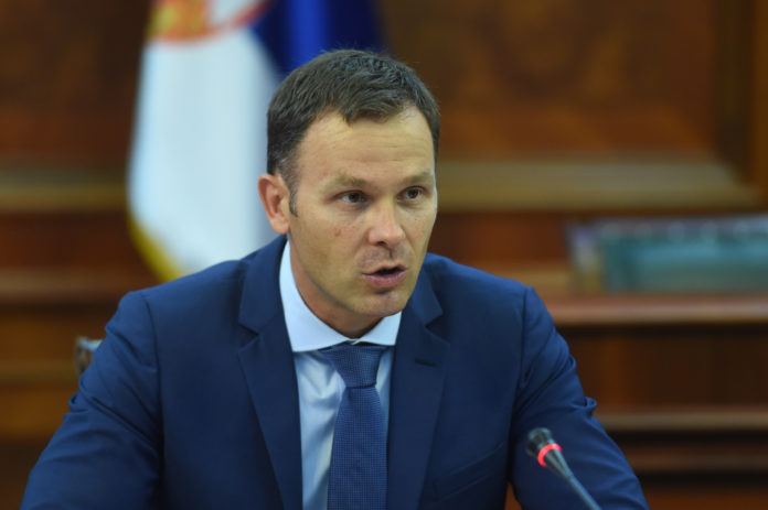 Одакле ти бре паре да купиш 24 стана у Бугарској ђубре бандитско? Одакле ти бре паре да купиш 24 стана у Бугарској ђубре бандитско?