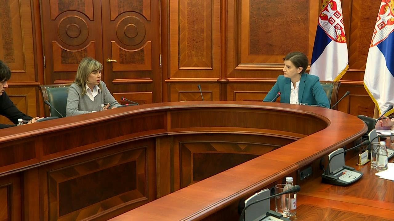 Штрајковала глађу, послушала Брнабићку и остала без фреквенције Штрајковала глађу, послушала Брнабићку и остала без фреквенције