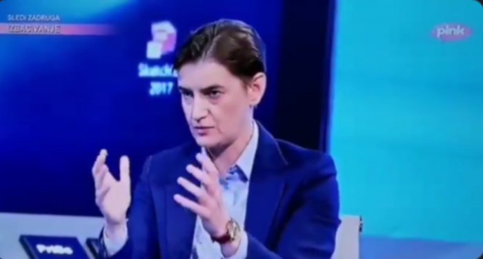 Јел неко овом будаку икад одрадио тест за ителигенцију?! Много је бре све ово... (видео) Јел неко овом будаку икад одрадио тест за ителигенцију?! Много је бре све ово... (видео)