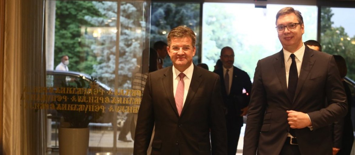 ЕКСКЛУЗИВНО: ЕУ СПРЕМА УЛТИМАТУМ СРБИЈИ У ЧЕТВРТАК: Признајте Косово и омогућите му чланство у УН! ЕКСКЛУЗИВНО: ЕУ СПРЕМА УЛТИМАТУМ СРБИЈИ У ЧЕТВРТАК: Признајте Косово и омогућите му чланство у УН!