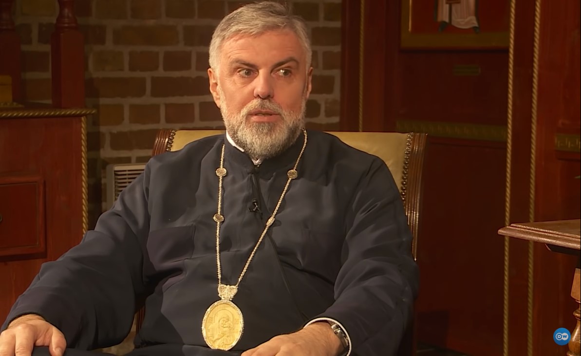 РАШЧИНИТЕ ОВУ ЗЛОНАМЕРНУ БУДАЛУ! Колико си ти Григорије свог новца усмерио у болнице а колико си награбио у цркви? РАШЧИНИТЕ ОВУ ЗЛОНАМЕРНУ БУДАЛУ! Колико си ти Григорије свог новца усмерио у болнице а колико си награбио у цркви?
