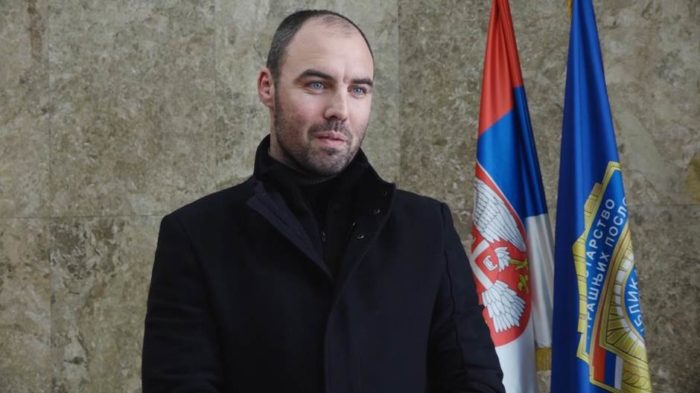 Мали Сента: Знао сам да је Колувија дилер дроге и пре “Јовањице” Мали Сента: Знао сам да је Колувија дилер дроге и пре “Јовањице”