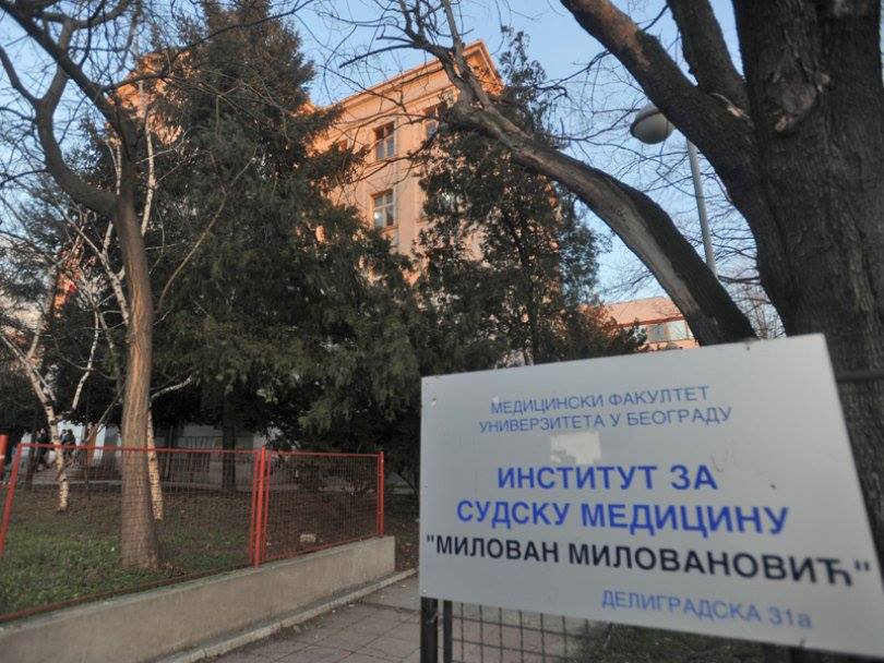 „Апсолутне неистине да су рађене обдукције заражених короном, није тачно ни да се ради о младим особама“ „Апсолутне неистине да су рађене обдукције заражених короном, није тачно ни да се ради о младим особама“