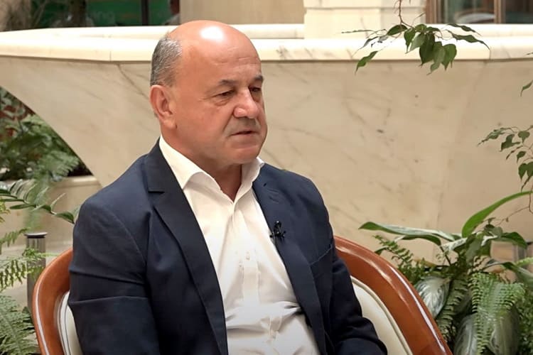 ЧУВЕНИ МАKЕДОНСKИ ДОKТОР: Не умиру људи од овог вируса већ од … (видео)