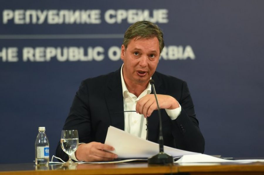 Пао ти извоз и увоз за више од трећине, продаја горива за половину а порасли буџетски проходи?! Ајде не сери... Пао ти извоз и увоз за више од трећине, продаја горива за половину а порасли буџетски проходи?! Ајде не сери...