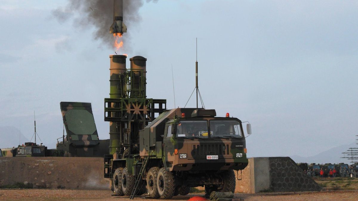 Србија купила кинеску верзију руских ПВО ракетних система С-300 Србија купила кинеску верзију руских ПВО ракетних система С-300